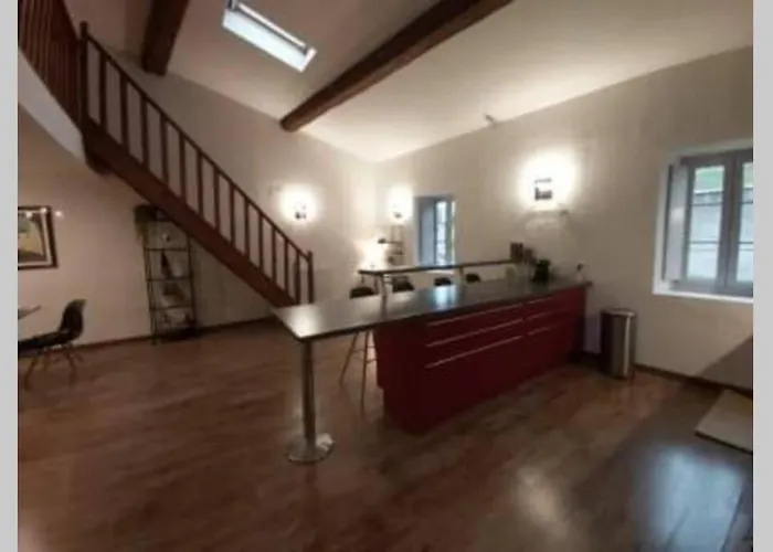 Le 68b アパート *